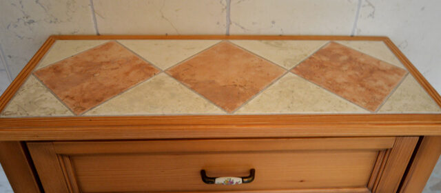 gefliestes Kästchen